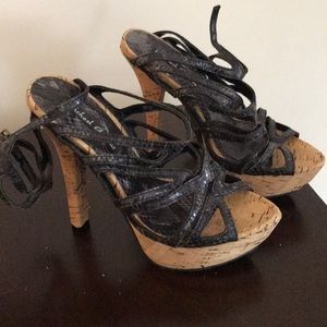 Black strappy open toe cork platform pumps